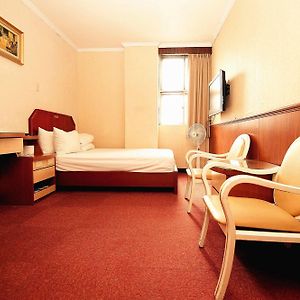 New May Flower Hotel